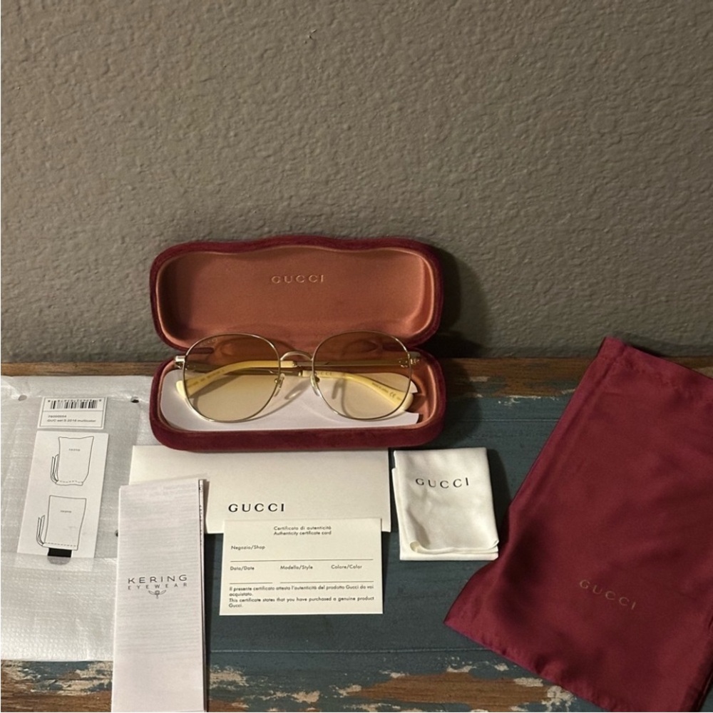 Gucci GG Sunglasses with Gold Frame and Amber Lenses NWT 💯 authentic - Picture 4 of 12